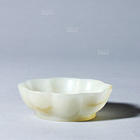 白玉花口洗